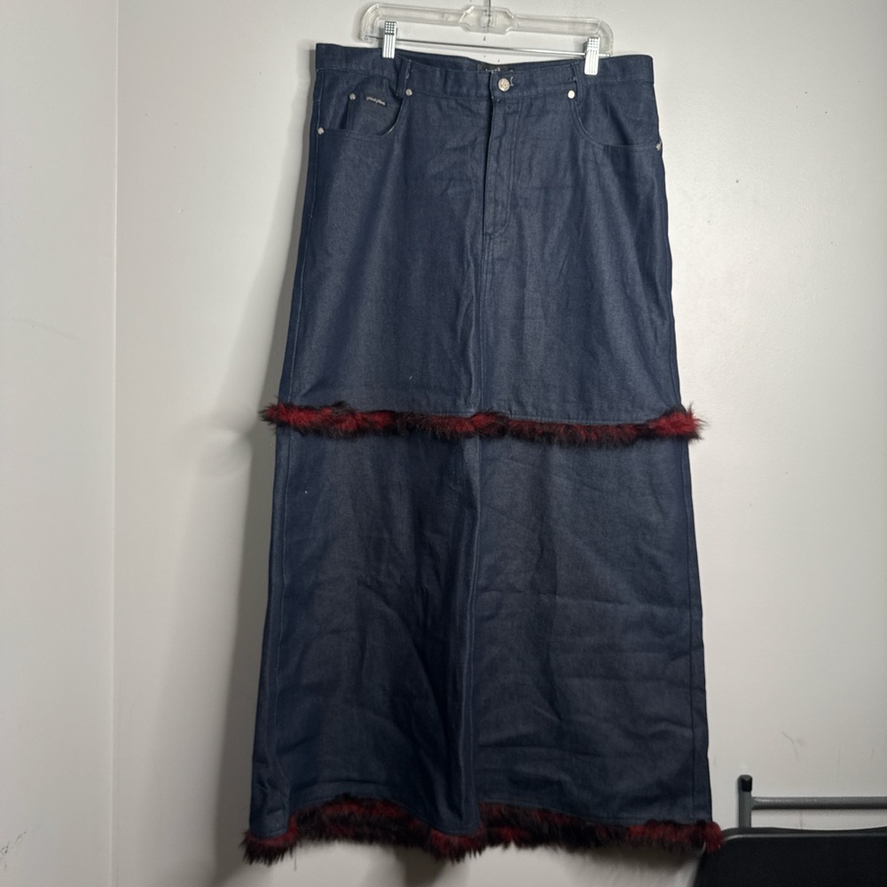 vintage karl kani  emo type skirt size 14